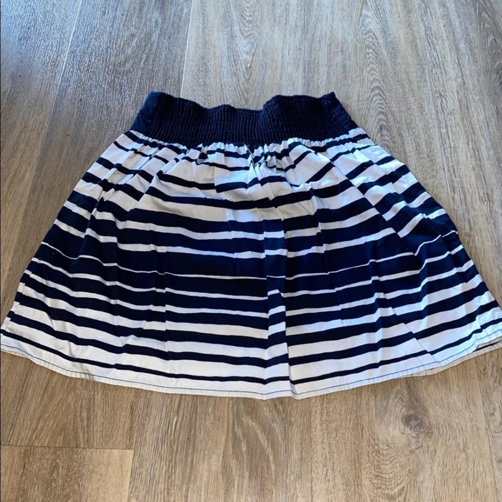 Skirt - Picture 2 of 2